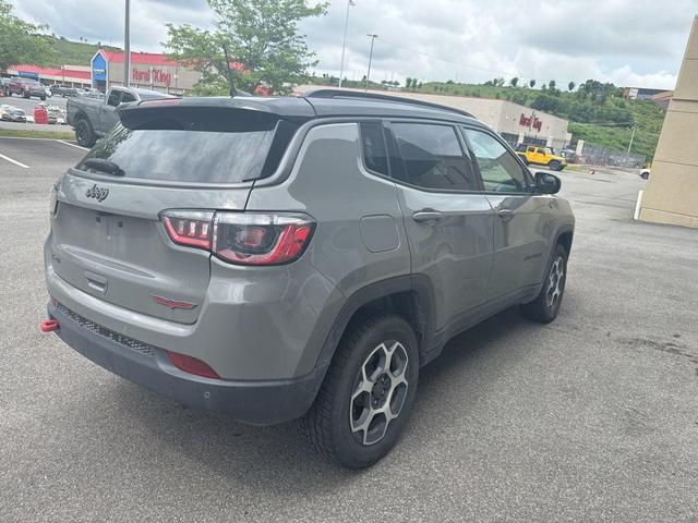 Photo of 2022 Sting Gray Clearcoat Jeep Compass