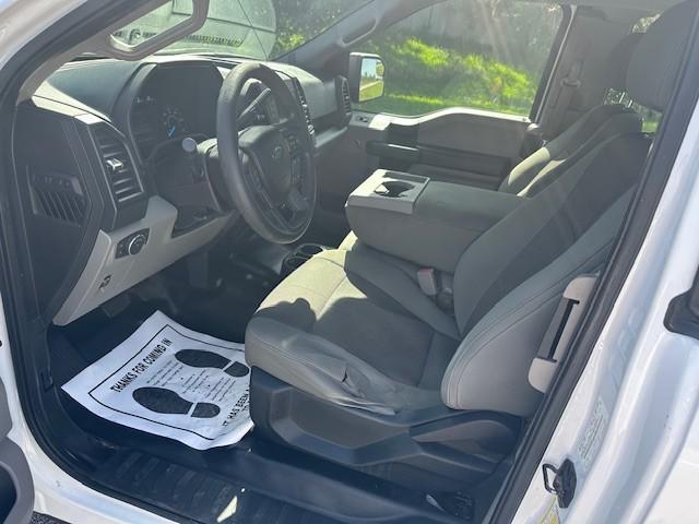 Photo of 2016 Oxford White Ford F-150