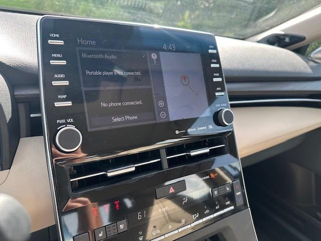 Photo of 2020 Harbor Gray Metallic Toyota Avalon Hybrid