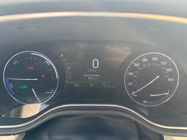 Photo of 2020 Harbor Gray Metallic Toyota Avalon Hybrid