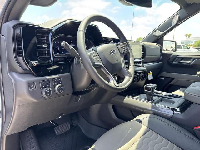 Photo of 2025 Summit White Chevrolet Silverado 1500