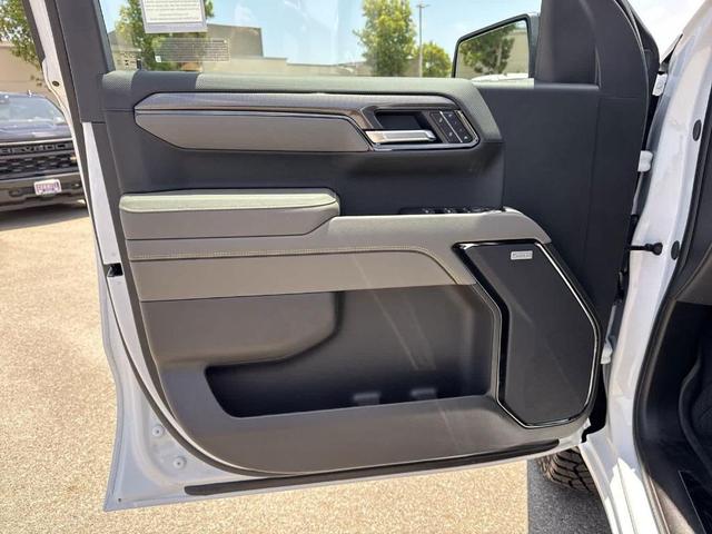 Photo of 2025 Summit White Chevrolet Silverado 1500