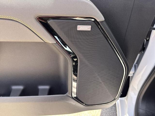 Photo of 2025 Summit White Chevrolet Silverado 1500
