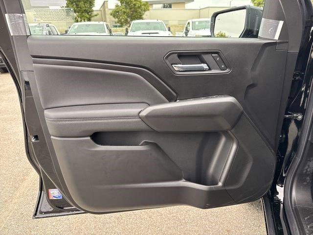 Photo of 2025 Black Chevrolet Colorado