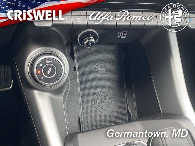 Photo of 2024 Alfa Black Alfa Romeo Tonale