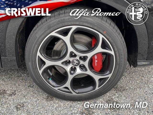 Photo of 2024 Alfa Black Alfa Romeo Tonale