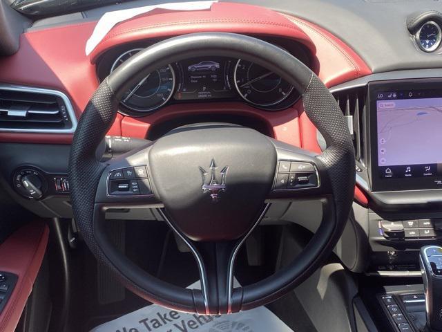 Photo of 2022 Nero Ribelle Metallic Maserati Ghibli