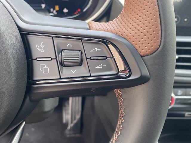 Photo of 2025 Rosso Etna Alfa Romeo Giulia