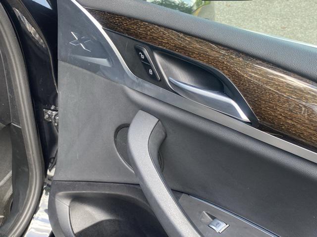 Photo of 2020 Black Sapphire Metallic BMW X3