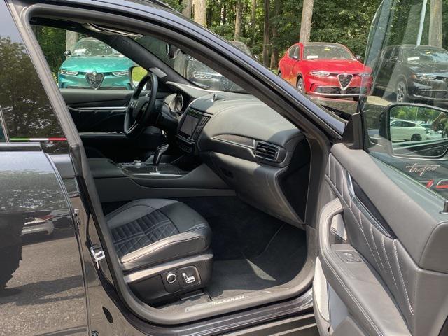 Photo of 2022 Nero Noctis Black Maserati Levante
