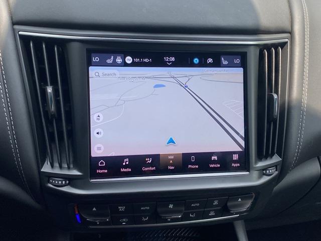 Photo of 2022 Nero Noctis Black Maserati Levante