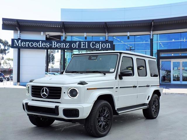 Photo of 2025 MANUFAKTUR Moonlight White Magno Mercedes-Benz G-Class
