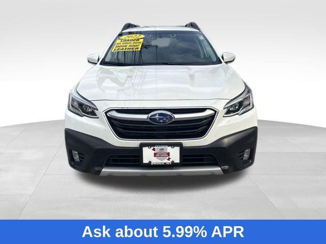 Photo of 2022 White Subaru Outback