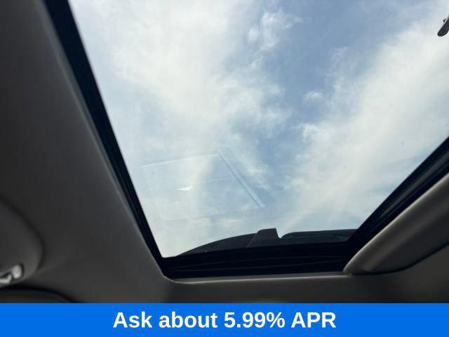 Photo of 2022 White Subaru Outback
