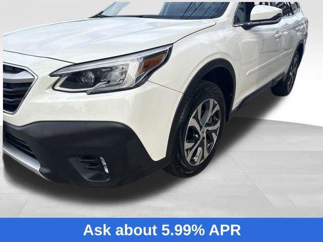 Photo of 2022 White Subaru Outback