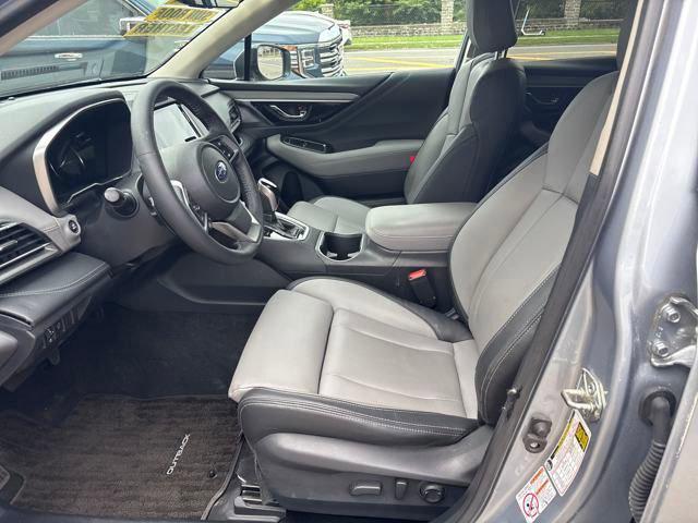 Photo of 2020 Gray Subaru Outback