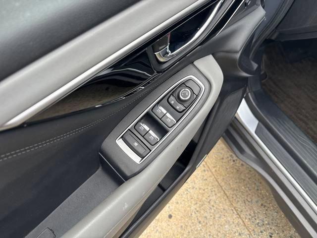 Photo of 2020 Gray Subaru Outback