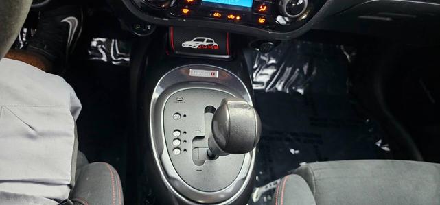 Photo of 2014 Brilliant Silver Nissan Juke