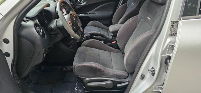 Photo of 2014 Brilliant Silver Nissan Juke