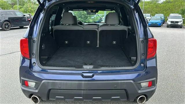 Photo of 2022 Obsidian Blue Pearl Honda Passport