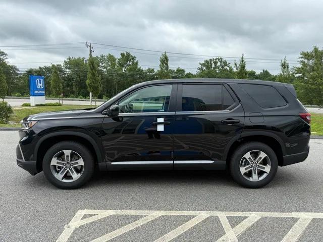 Photo of 2025 Crystal Black Pearl Honda Pilot