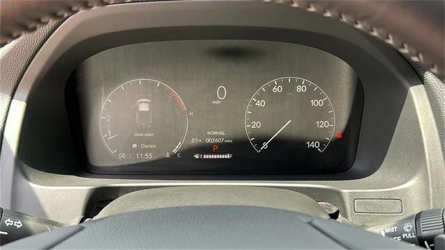 Photo of 2025 Platinum White Pearl Honda Ridgeline