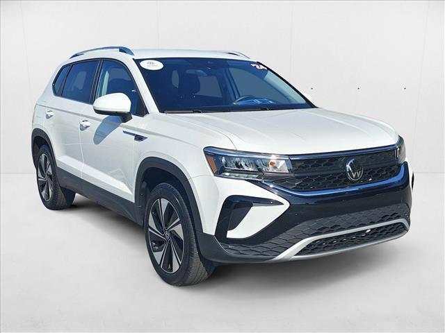 Photo of 2024 White Volkswagen Taos