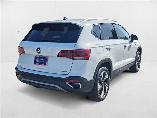 Photo of 2024 White Volkswagen Taos