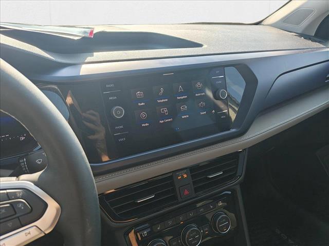 Photo of 2024 White Volkswagen Taos