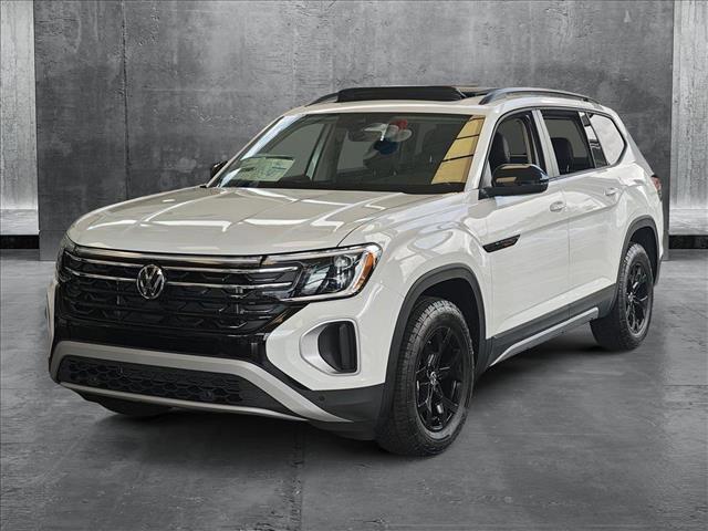 Photo of 2025 Pure White Volkswagen Atlas
