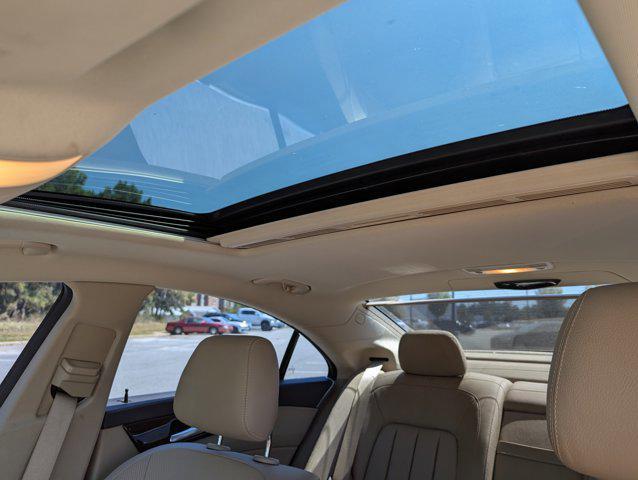 Photo of 2014 Diamond White Metallic Mercedes-Benz CLS-Class