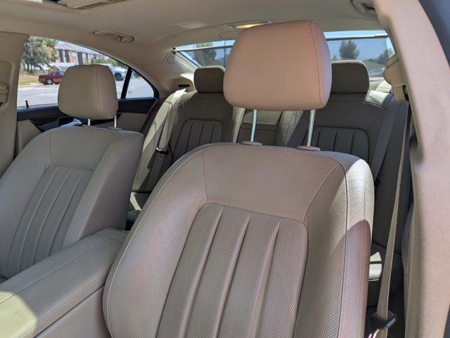 Photo of 2014 Diamond White Metallic Mercedes-Benz CLS-Class