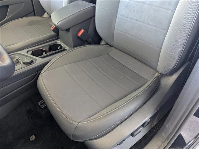 Photo of 2024 Deep Black Pearl Volkswagen Taos