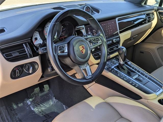 Photo of 2020 Carrara White Metallic Porsche Macan