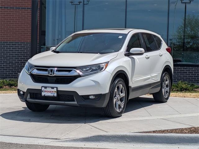 Photo of 2017 White Diamond Pearl Honda CR-V