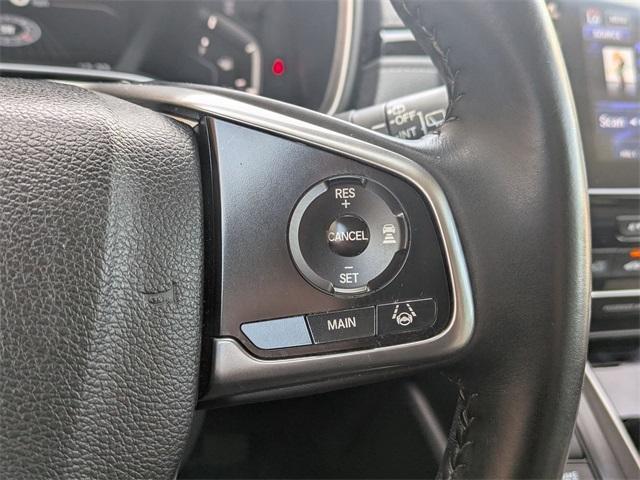 Photo of 2017 White Diamond Pearl Honda CR-V