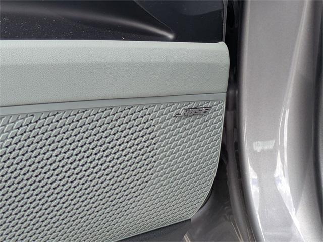 Photo of 2025 Metal Hyundai ELANTRA HEV