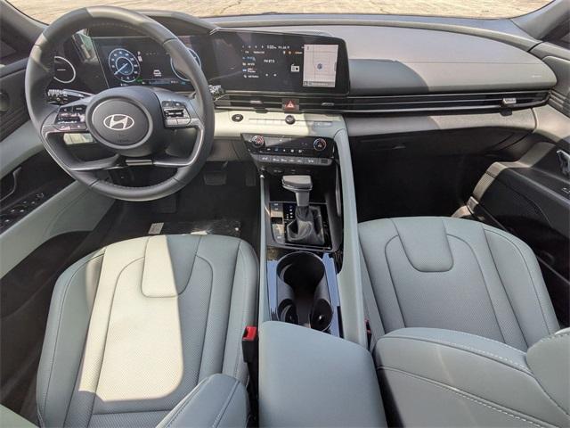 Photo of 2025 Metal Hyundai ELANTRA HEV