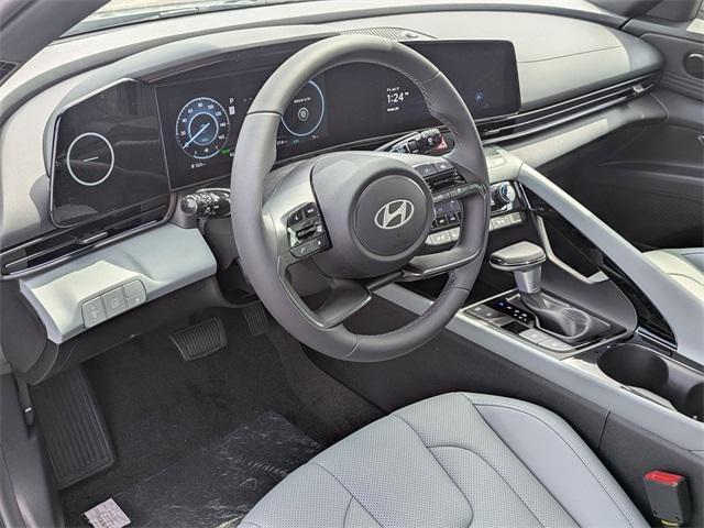 Photo of 2025 Metal Hyundai ELANTRA HEV