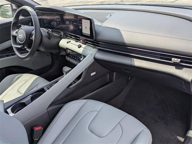Photo of 2025 Metal Hyundai ELANTRA HEV