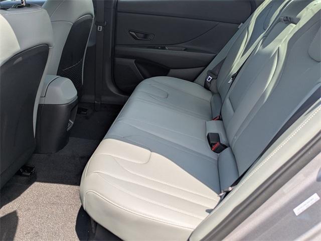 Photo of 2025 Metal Hyundai ELANTRA HEV