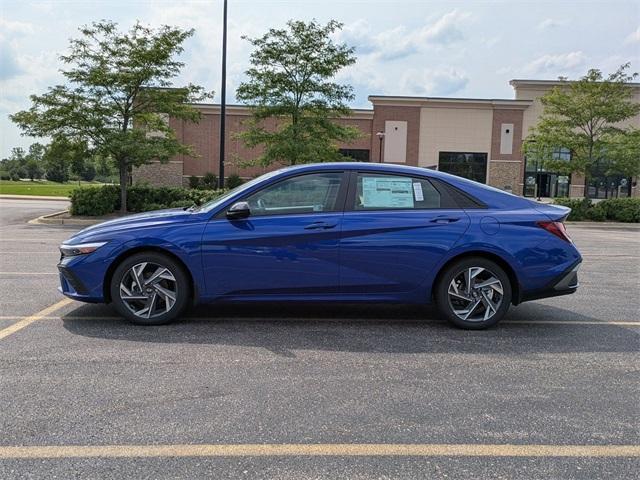 Photo of 2025 Intense Blue Hyundai ELANTRA