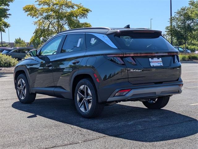 Photo of 2025 Green Hyundai TUCSON
