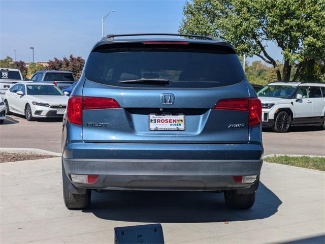 Photo of 2018 Steel Sapphire Metallic Honda Pilot