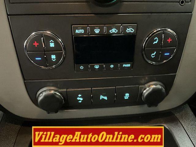 Photo of 2013 Silver Ice Metallic Chevrolet Silverado 1500