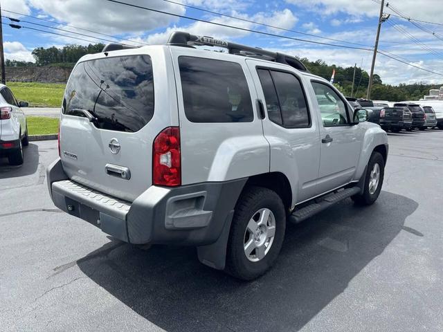 Photo of 2007 Silver Lightning Metallic Nissan Xterra