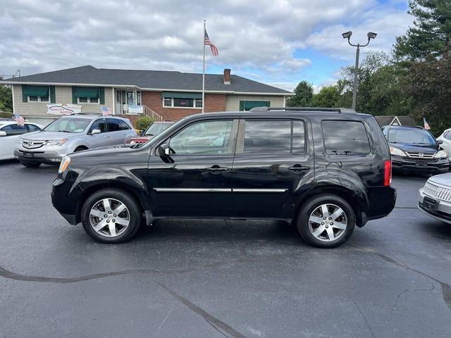 Photo of 2012 Crystal Black Pearl Honda Pilot