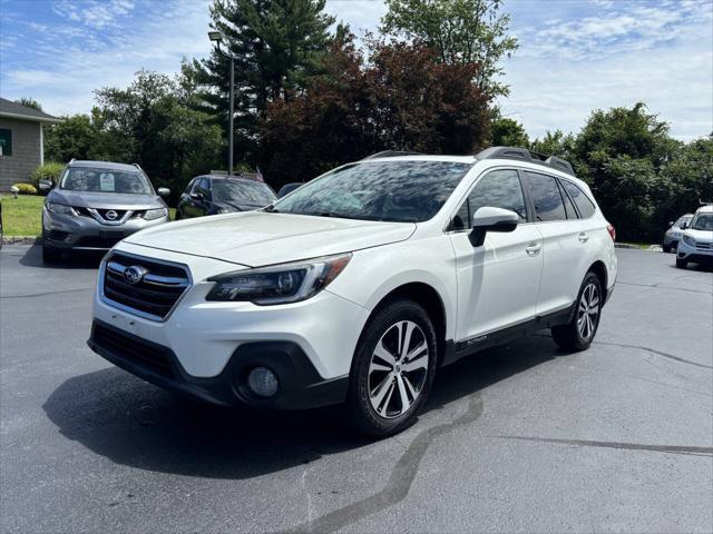 Photo of 2018 Crystal White Pearl Subaru Outback