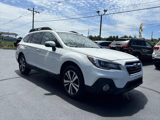 Photo of 2018 Crystal White Pearl Subaru Outback