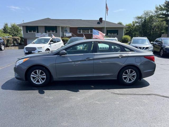 Photo of 2013 Harbor Gray Metallic Hyundai SONATA